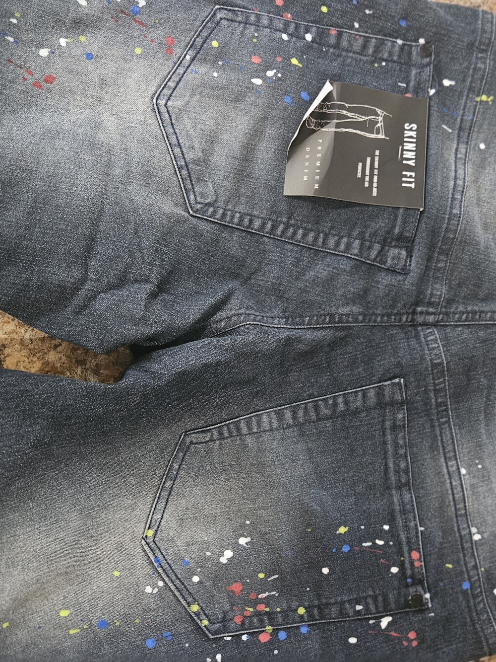 & Other Stories Men’s Skinny Dark Blue Jeans with Paint-Splatter Accents
